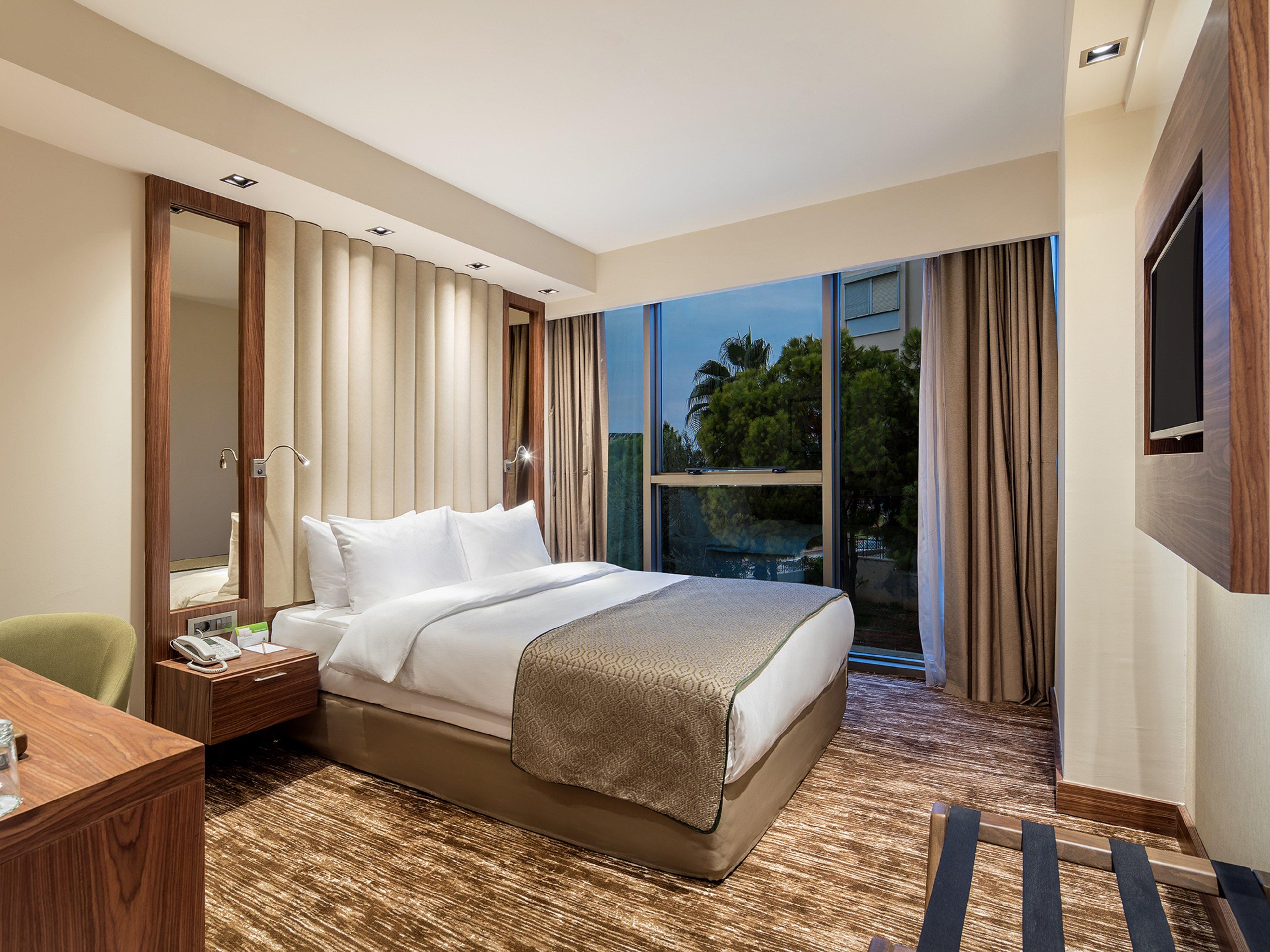 Holiday Inn Antalya - Lara By Ihg Kültér fotó Deluxe Room